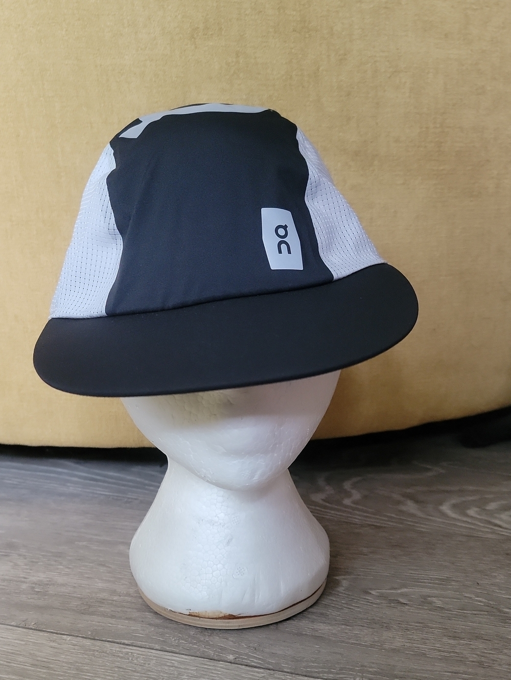 On Cloud Cycling Hat